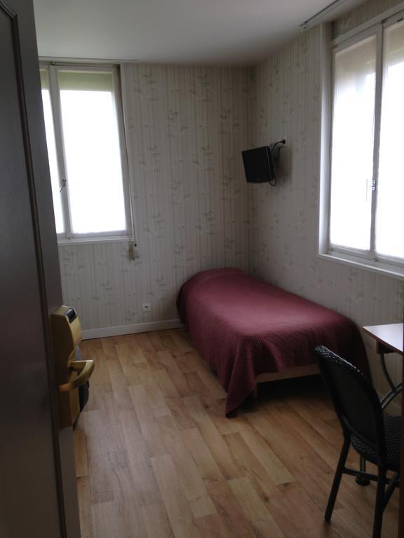 Arcantis Hotel La Residence Cergy Ruang foto